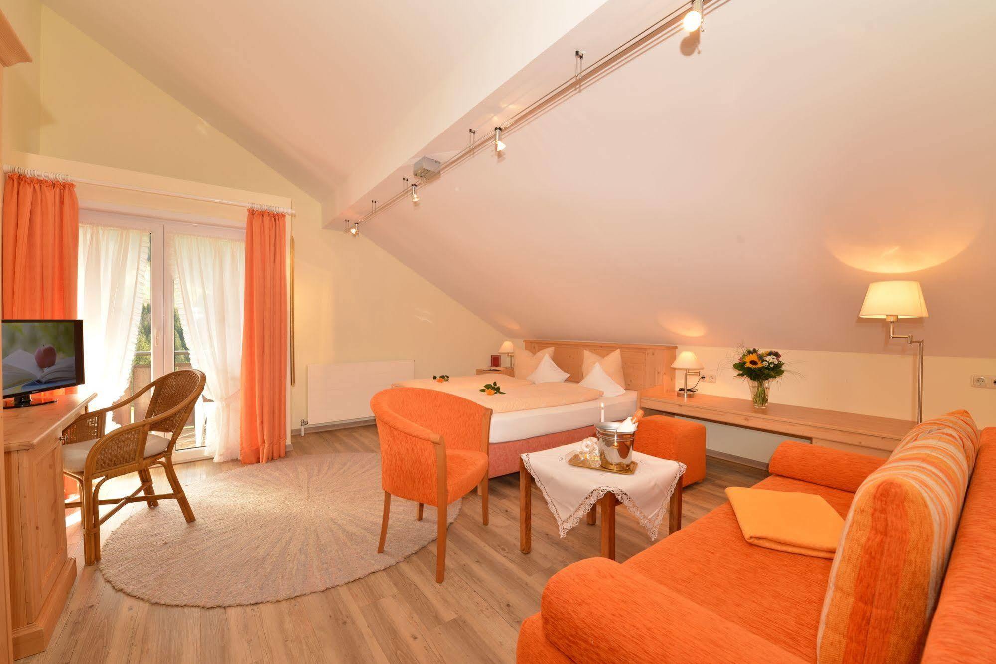 Hotel Adler Garni Hirschegg  Εξωτερικό φωτογραφία